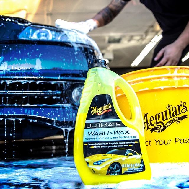 MEGUIAR´S ULTIMATE WASH & WAX